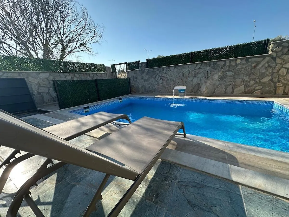 Villa With Private Pool Kuşadası